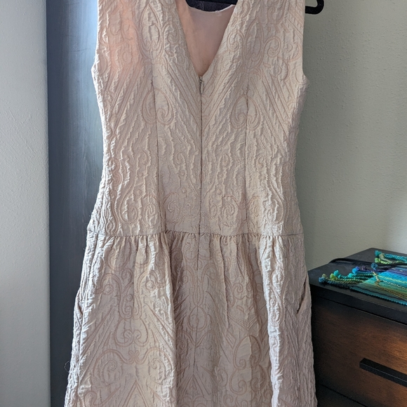 BCBG Maxazria Too Cute Sleeveless Cocktail Mini Dress - Picture 3 of 8